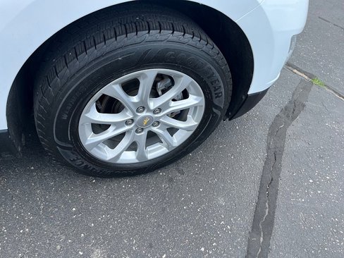 Used 2019 Chevrolet Equinox LS image 10