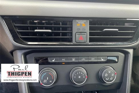 Used 2022 Volkswagen Taos SE image 31