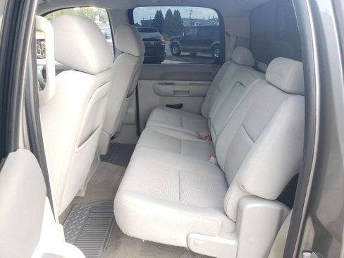 Used 2013 Chevrolet Silverado 1500 LT image 12