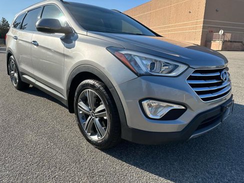 Used 2016 Hyundai Santa Fe Limited w/ Option Group 04 image 3