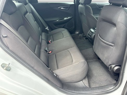 Used 2023 Chevrolet Malibu LT image 14