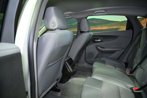 Used 2016 Chevrolet Impala LS image 44