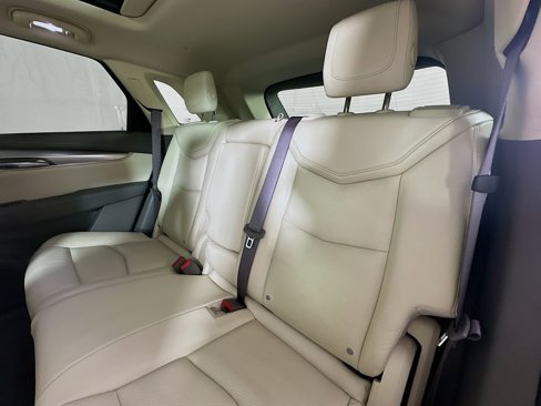Used 2017 Cadillac XT5 Luxury w/ Driver Awareness Package image 25