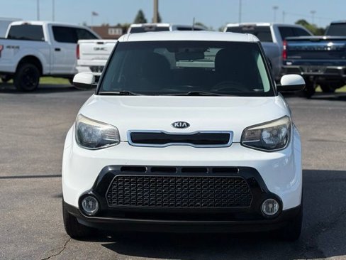 Used 2016 Kia Soul + image 32