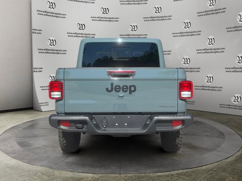 New 2025 Jeep Gladiator Sport image 4