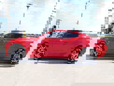 Used 2018 Chevrolet Camaro LT w/ RS Package image 2