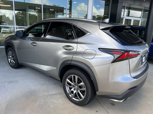Used 2015 Lexus NX 200t FWD image 11