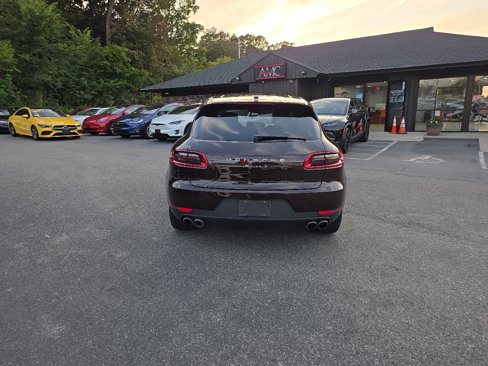Used 2017 Porsche Macan S image 22