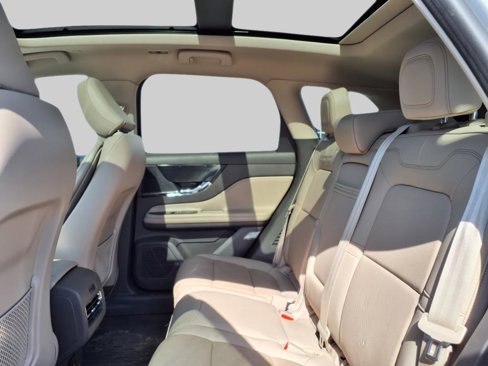 Used 2021 Lincoln Corsair AWD w/ Premium Package image 21