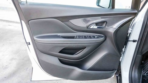 Used 2022 Buick Encore Preferred w/ Safety Package image 21