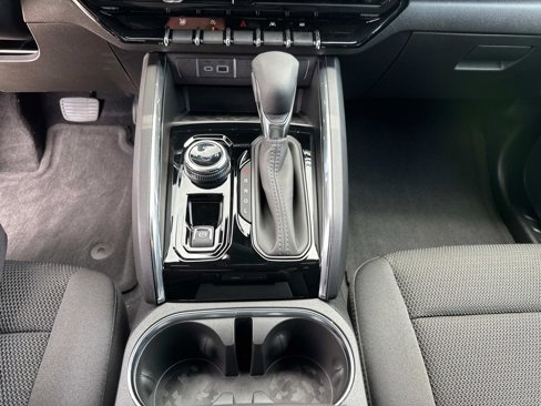 New 2025 GMC Canyon Elevation w/ Convenience Package image 32