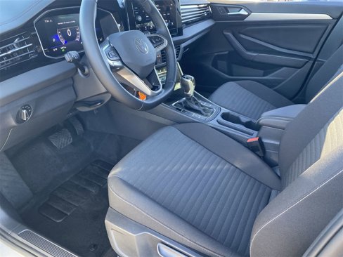 Certified 2025 Volkswagen Jetta S image 15