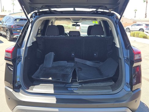Used 2021 Nissan Rogue SV image 7