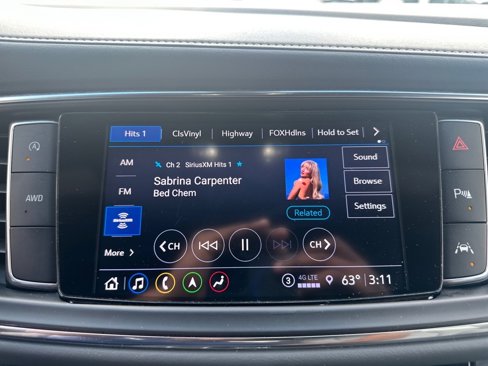 Used 2022 Buick Enclave Premium image 15