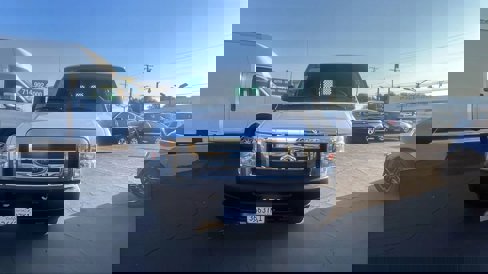 Used 2013 Ford E-150 and Econoline 150 image 2