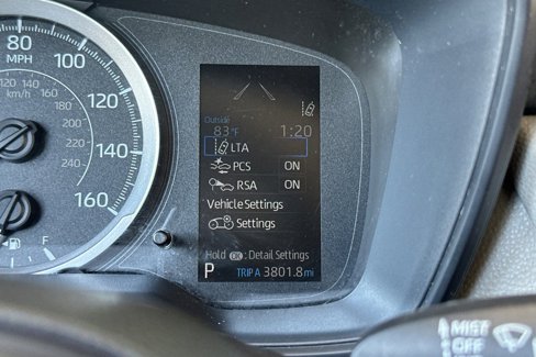 Certified 2022 Toyota Corolla LE image 30