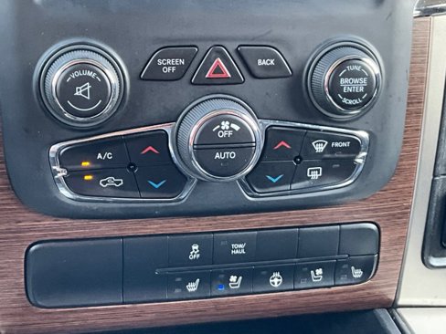 Used 2013 RAM 1500 Laramie w/ Convenience Group image 25