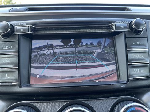 Used 2015 Toyota RAV4 LE image 21