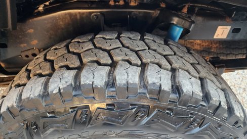 Used 2020 Toyota Tacoma TRD Off-Road image 11