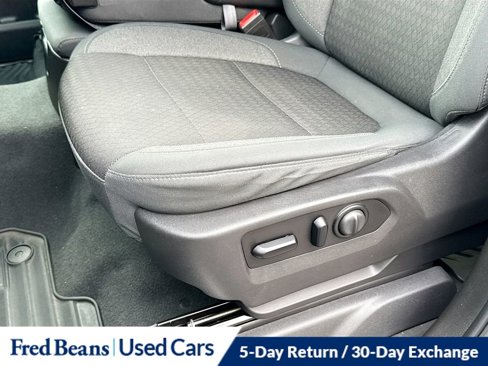 Used 2021 Chevrolet Silverado 1500 LT image 20