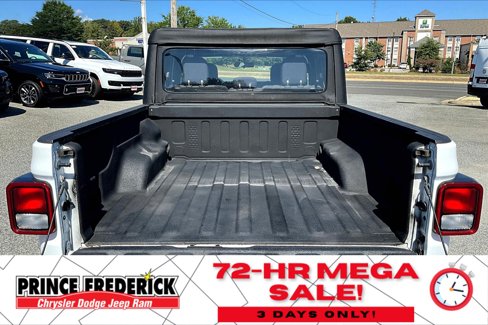 Used 2022 Jeep Gladiator Sport image 25