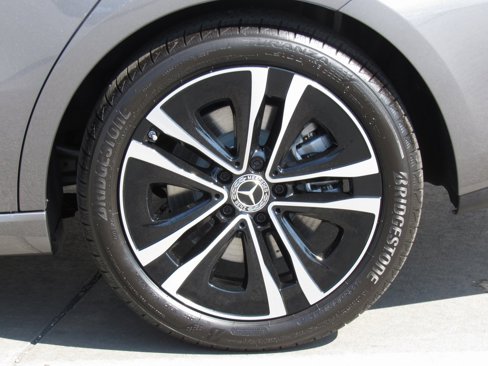 Certified 2025 Mercedes-Benz CLA 250 4MATIC image 37