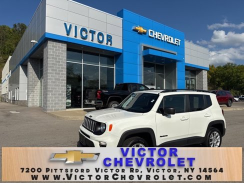 Used 2023 Jeep Renegade Latitude image 1