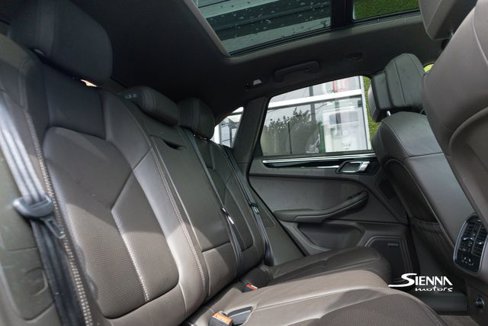 Used 2017 Porsche Macan S image 35