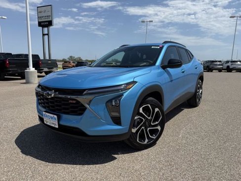New 2025 Chevrolet Trax RS image 3