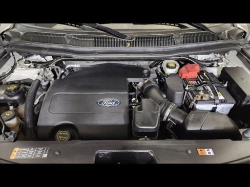 Used 2012 Jeep Wrangler Unlimited Sport image 17