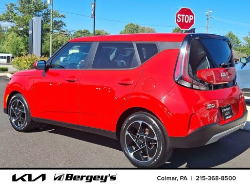Used 2023 Kia Soul EX image 6
