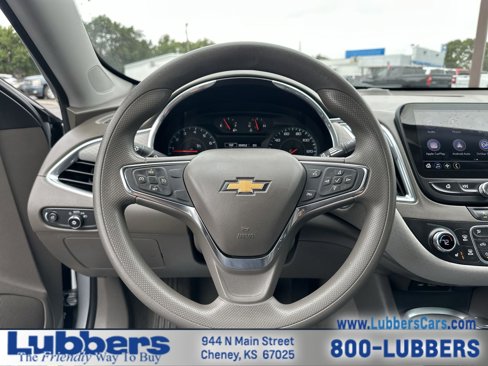 Used 2020 Chevrolet Malibu LT image 14