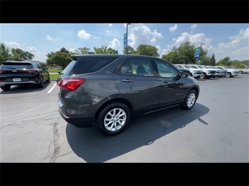 Used 2018 Chevrolet Equinox LS image 8