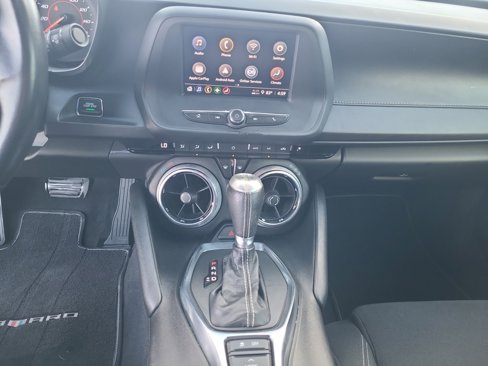Used 2021 Chevrolet Camaro LT image 20
