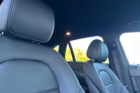 Certified 2022 Mercedes-Benz GLC 300 4MATIC w/ Premium Package Lite image 17