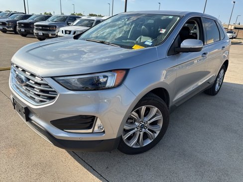 Used 2022 Ford Edge Titanium image 1