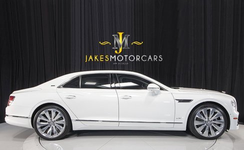 Used 2021 Bentley Flying Spur W12 image 13