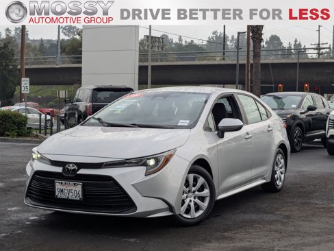 Used 2024 Toyota Corolla LE image 1