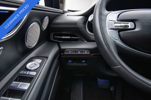 Used 2024 Genesis GV80 3.5T w/ Prestige Package image 36