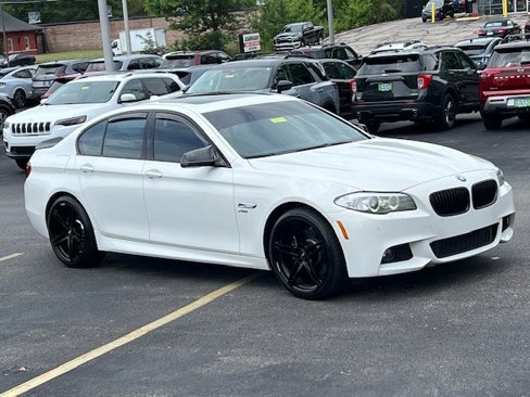Used 2012 BMW 535i xDrive Sedan image 3