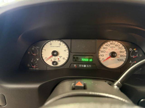 Used 2005 Ford F350 XLT image 22