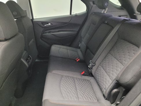 Used 2018 Chevrolet Equinox LT image 18