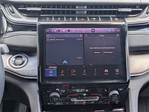 Used 2022 Jeep Grand Cherokee L Limited image 17
