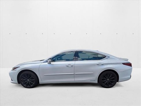 Used 2021 Lexus ES 300h w/ Premium Package image 8