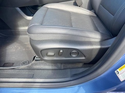 New 2026 Chevrolet Equinox LT w/ Convenience Package II image 10