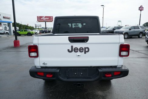 Used 2023 Jeep Gladiator Rubicon w/ Cold Weather Group image 6