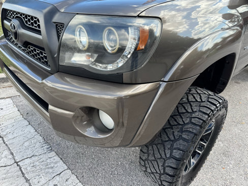 Used 2011 Toyota Tacoma PreRunner image 8