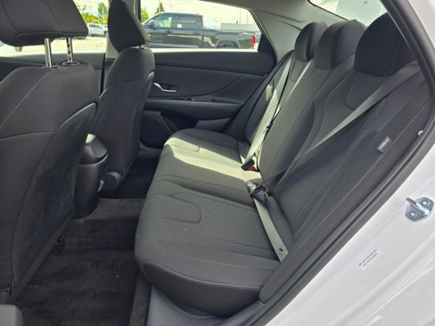 New 2025 Hyundai Elantra SE w/ Cargo Package image 27