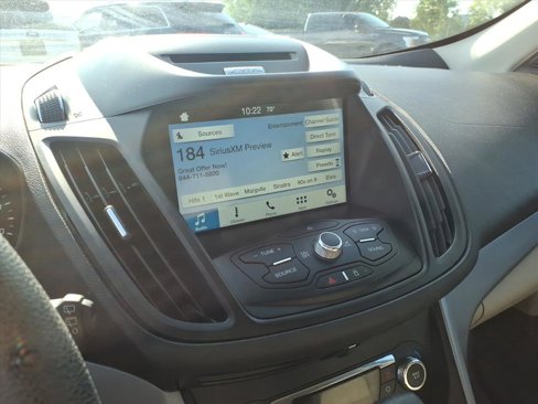 Used 2016 Ford Escape SE w/ Equipment Group 201A image 18