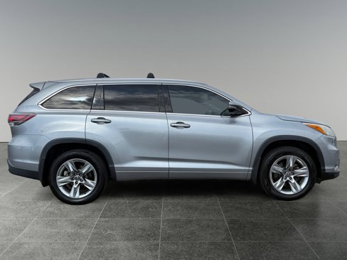 Used 2016 Toyota Highlander Limited Platinum image 8